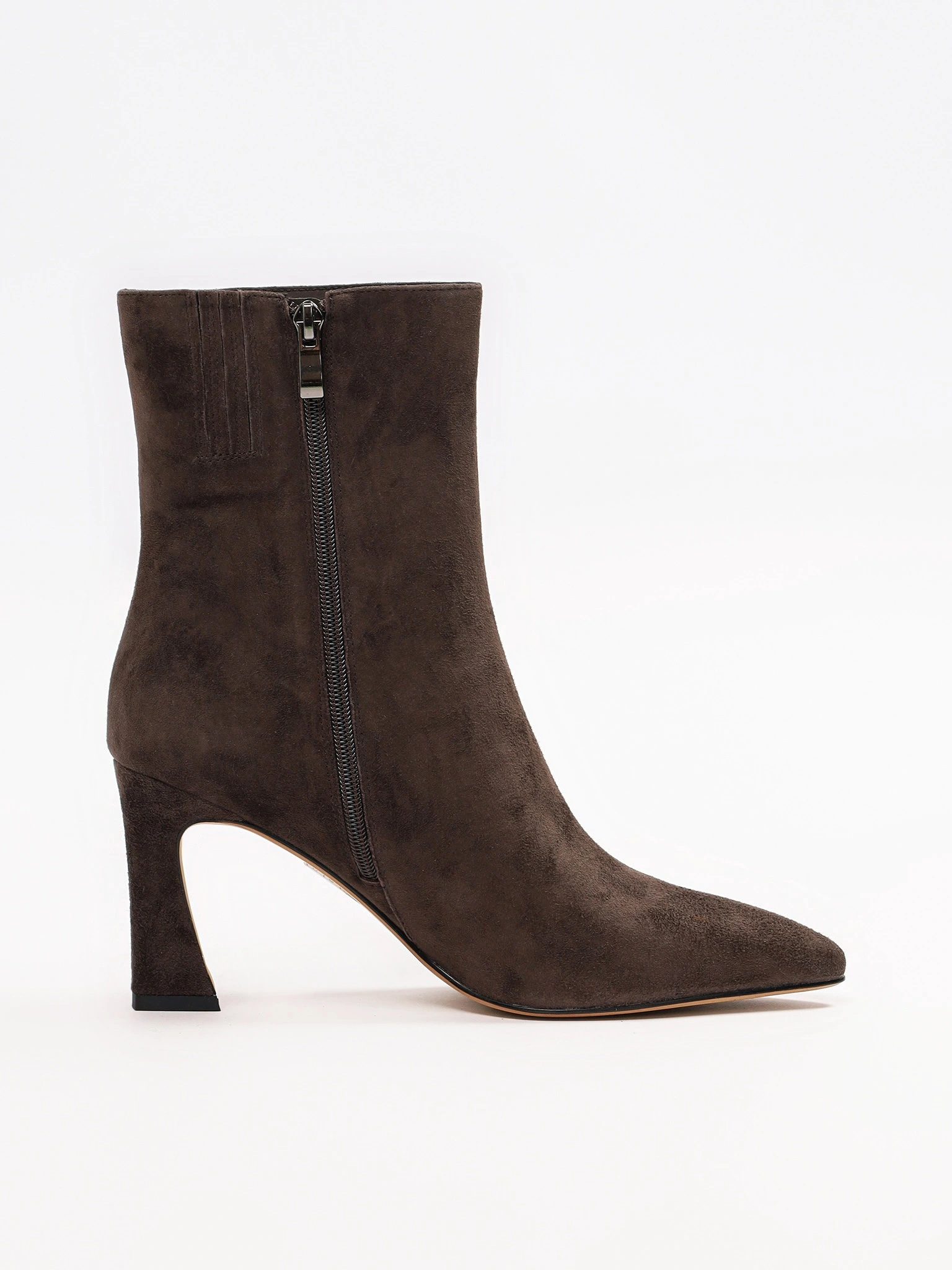 Ботильоны коричневого цвета на выоком каблуке